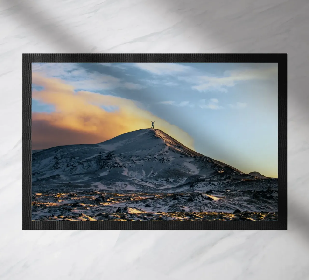 neve di montagna con nuvole zerbino da home of clouds