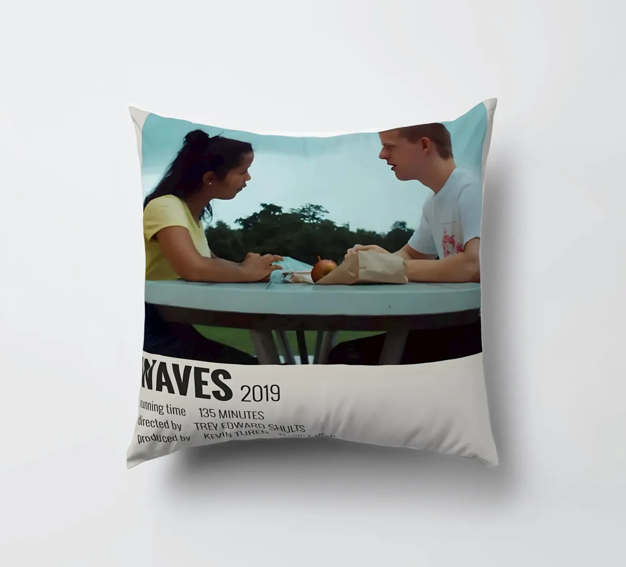 WAVES 2019 cuscino da MVFminimalist