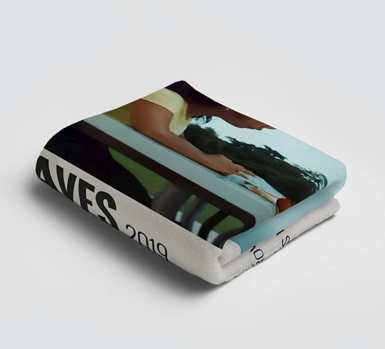 WAVES 2019 asciugamano da bagno da MVFminimalist