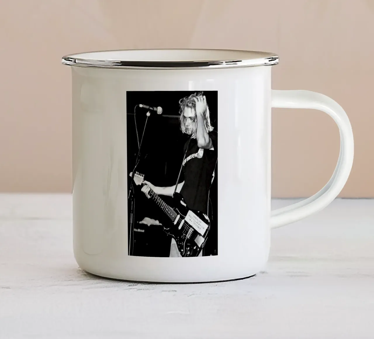 Live Concert Black And White Kurt Cobain tazza in smalto da Has Fab