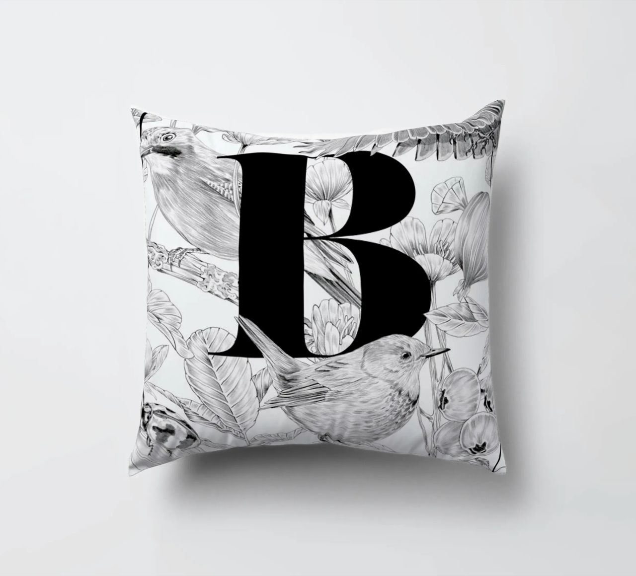 Floral Alphabet B kussen van Faunesque