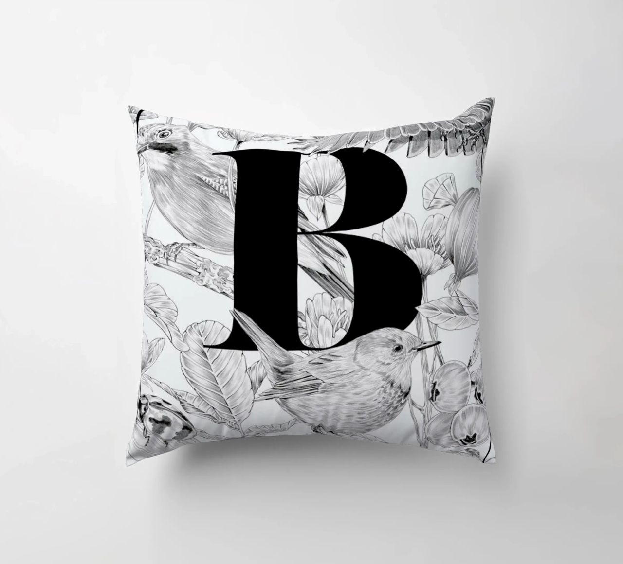 Floral Alphabet B kussen van Faunesque