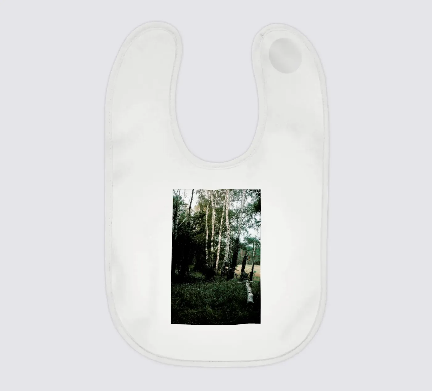 Forest Scene Babylätzchen von Sebastian Hilgetag