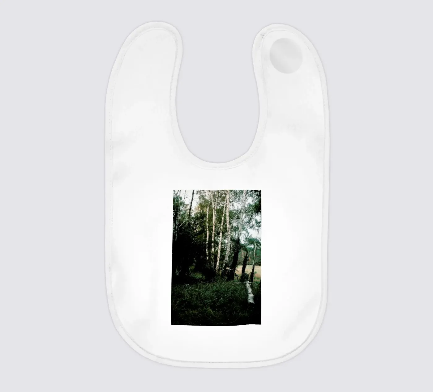 Forest Scene Babylätzchen von Sebastian Hilgetag