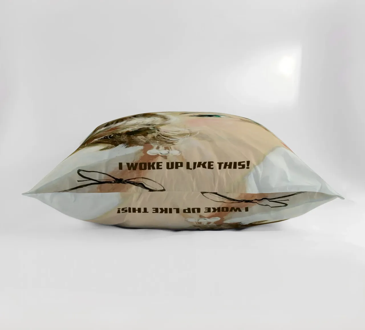 I Woke Up Like This cuscino da Gallery Print and Art Limited