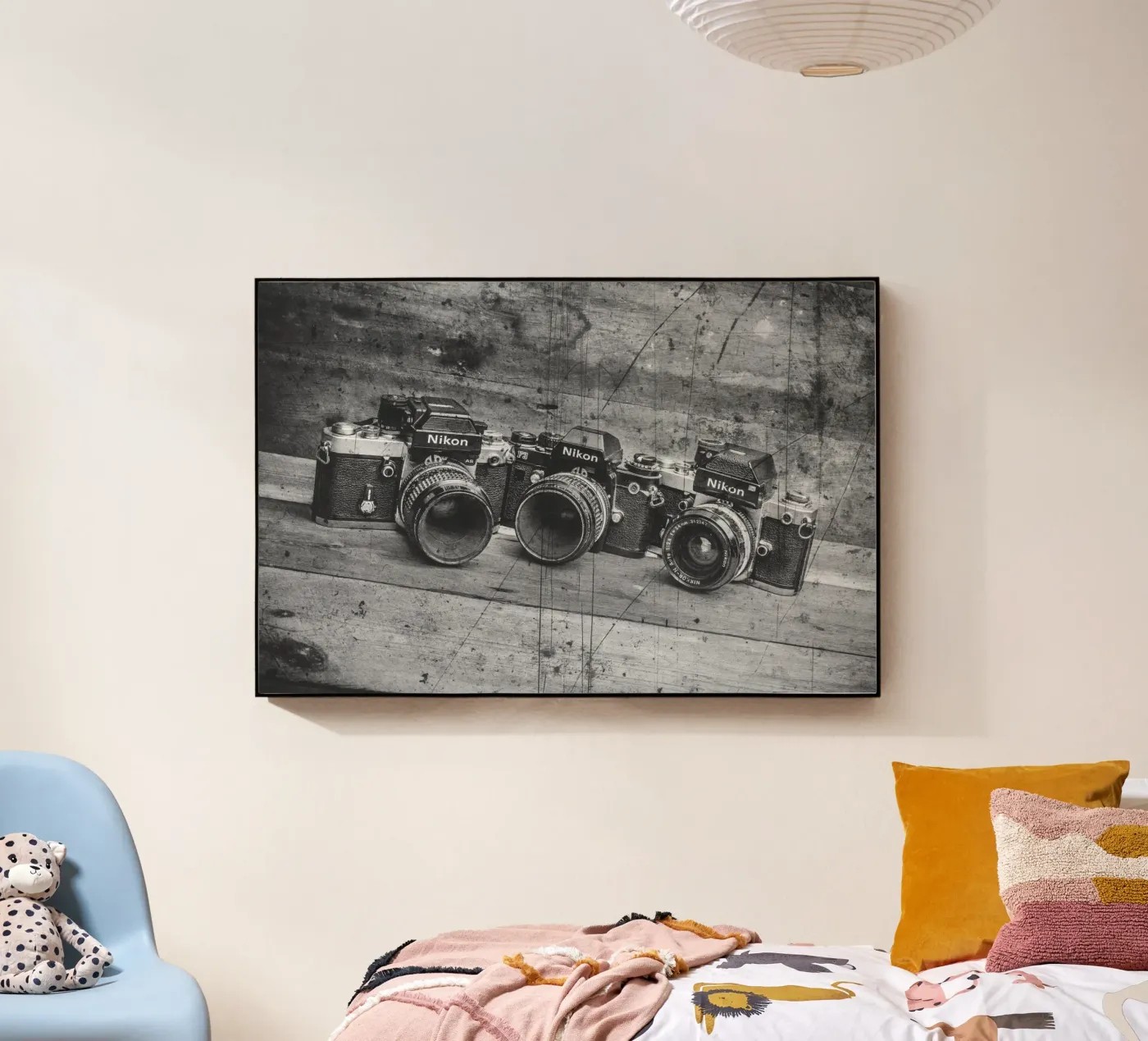 Three Nikon cameras plexiglass da Dave Hare Photography