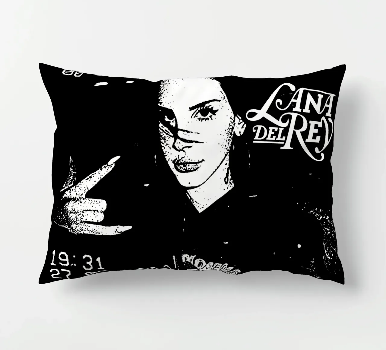 Retro Camera Style - Lana Del Rey cuscino da https://www.juniqe.com/uk/shop/Henndraws