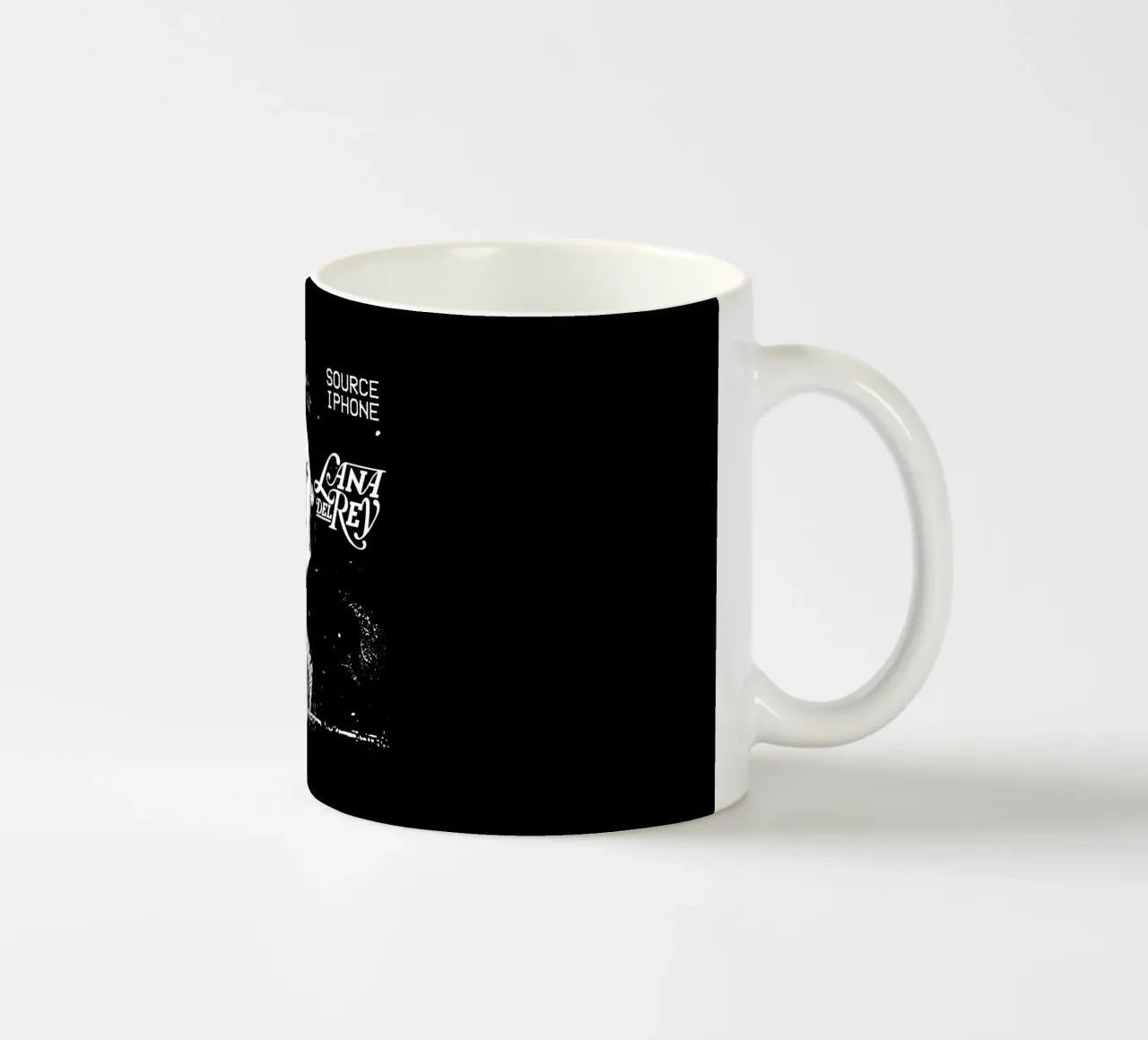 Retro Camera Style - Lana Del Rey tazza in ceramica da https://www.juniqe.com/uk/shop/Henndraws