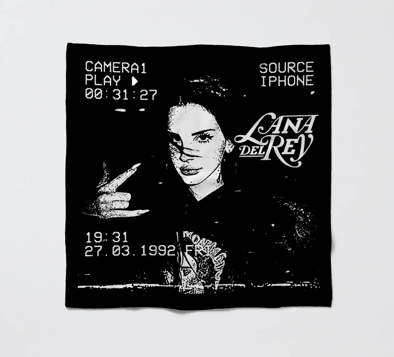 Retro Camera Style - Lana Del Rey coperta in pile da https://www.juniqe.com/uk/shop/Henndraws