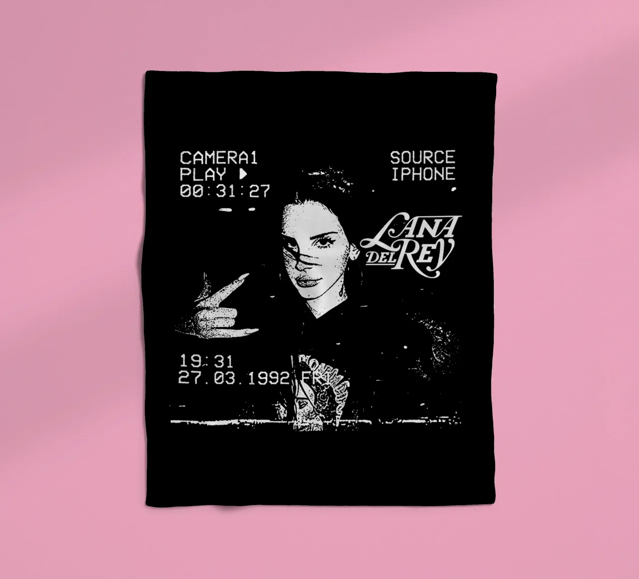 Retro Camera Style - Lana Del Rey coperta in pile da https://www.juniqe.com/uk/shop/Henndraws