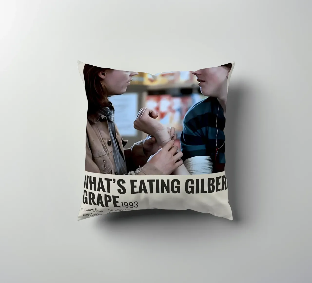 WHAT'S EATING GILBERT GRAPE 1993 cuscino da MVFminimalist