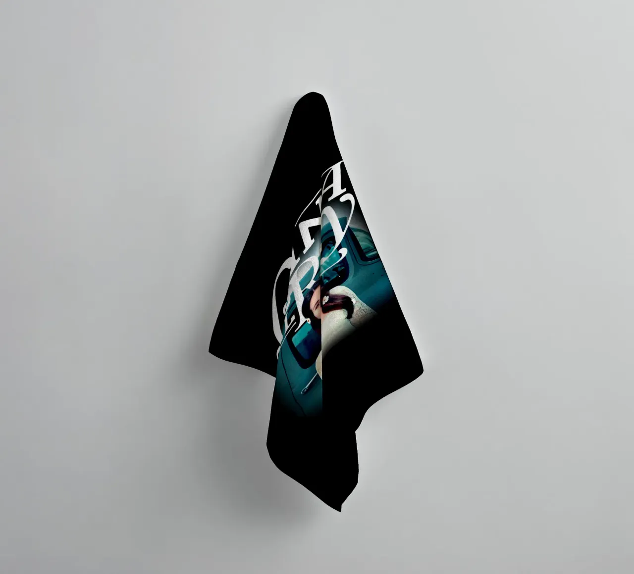 Auto d'epoca - Lana Del Rey asciugamano da bagno da https://www.juniqe.com/uk/shop/Henndraws