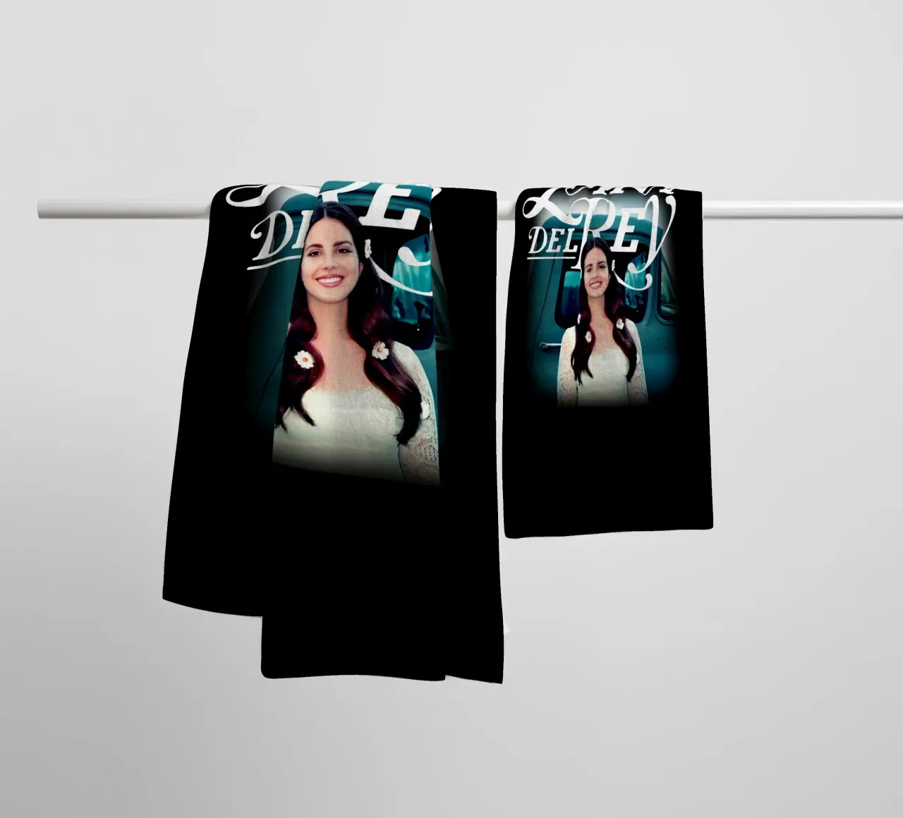 Auto d'epoca - Lana Del Rey asciugamano da bagno da https://www.juniqe.com/uk/shop/Henndraws