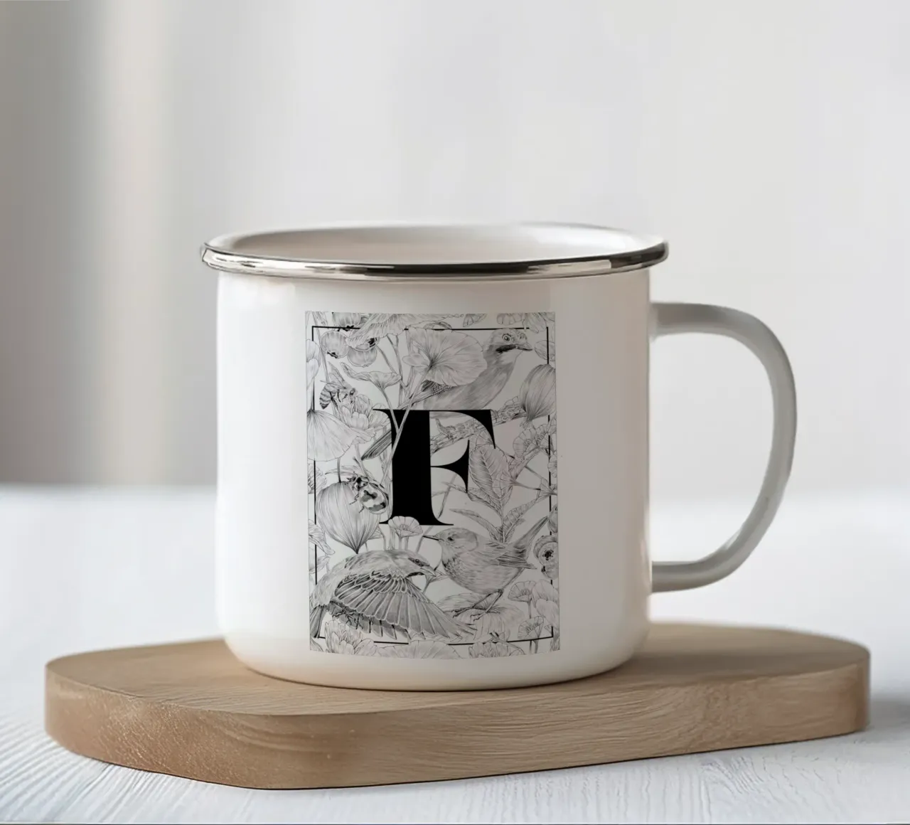Floral Alphabet F tazza in smalto da Faunesque