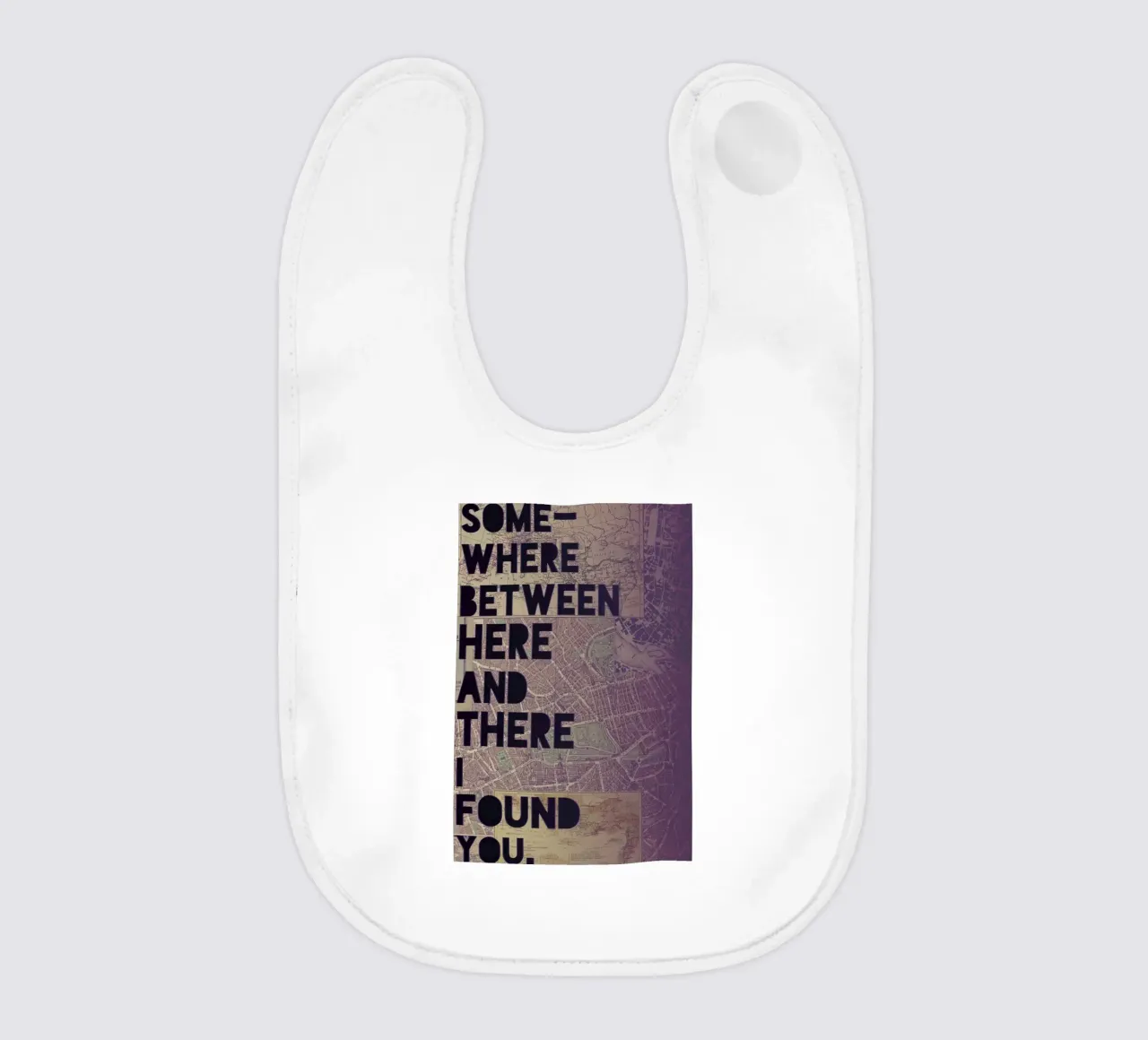 Here and There babero de Leah Flores