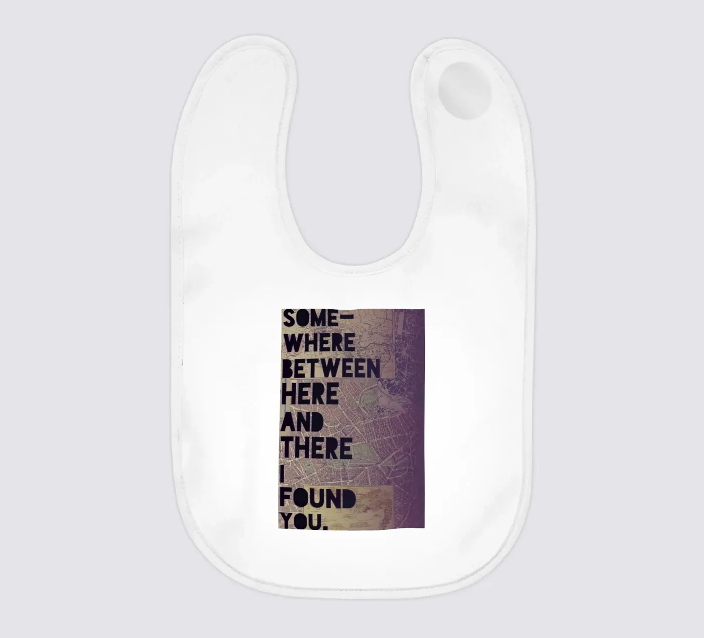 Here and There bavaglino da Leah Flores