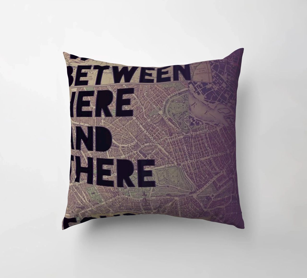 Here and There cuscino da Leah Flores