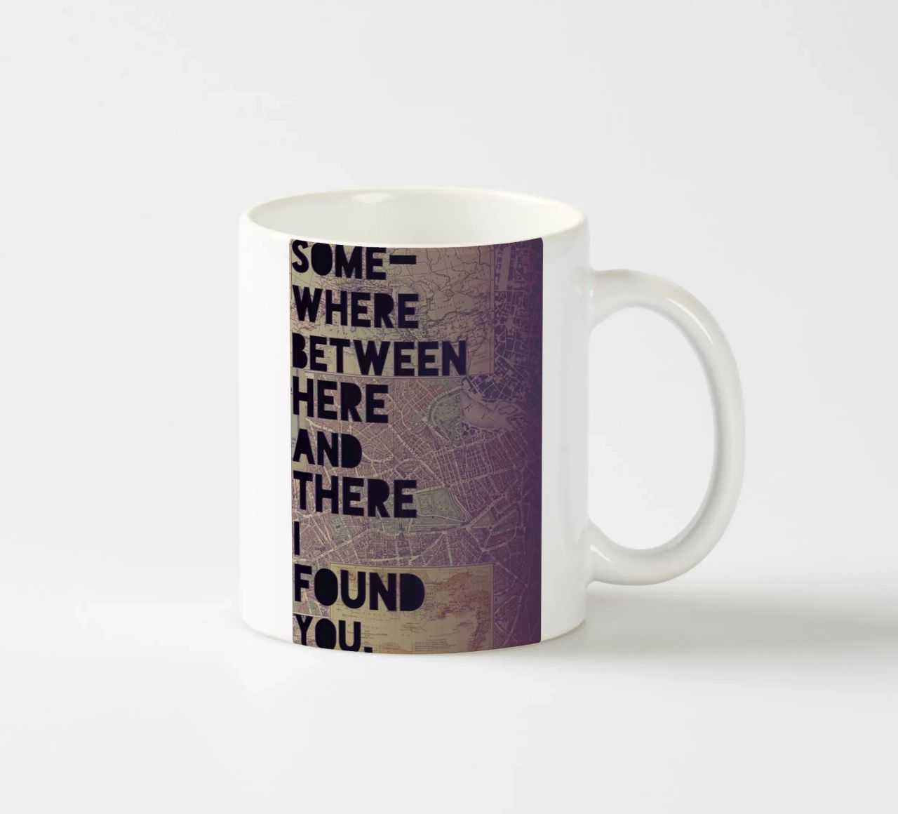 Here and There tazza in ceramica da Leah Flores