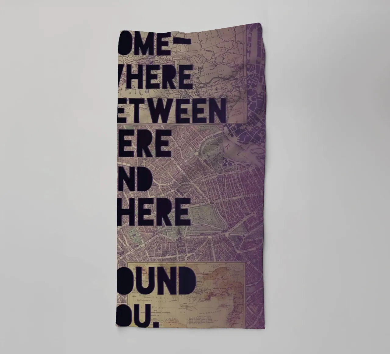 Here and There asciugamano da bagno da Leah Flores