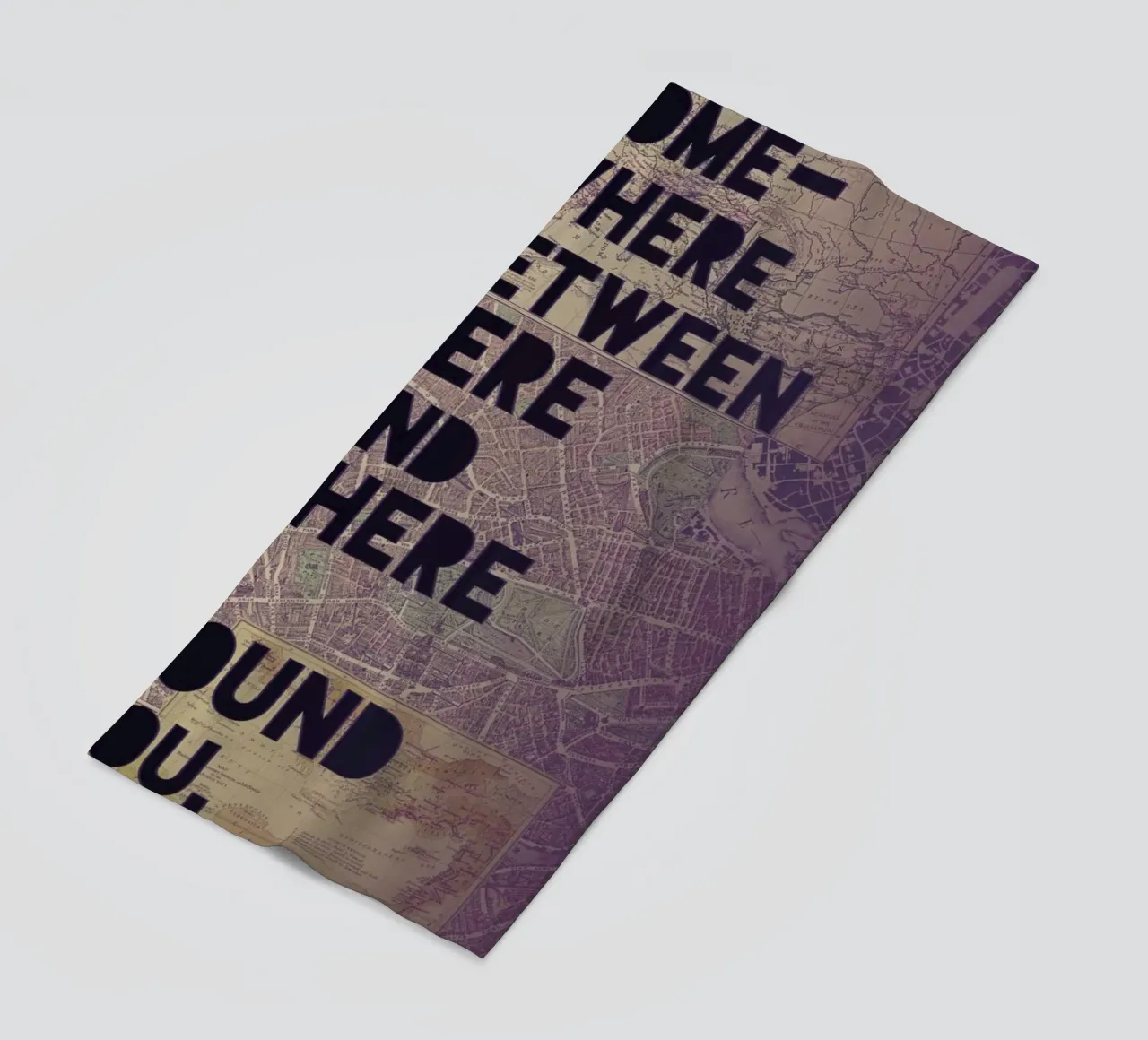 Here and There toalla de playa de Leah Flores