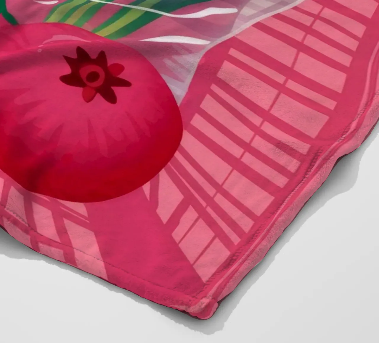 Raccolto verdeggiante Quiete coperta in pile da Haven Fantasy