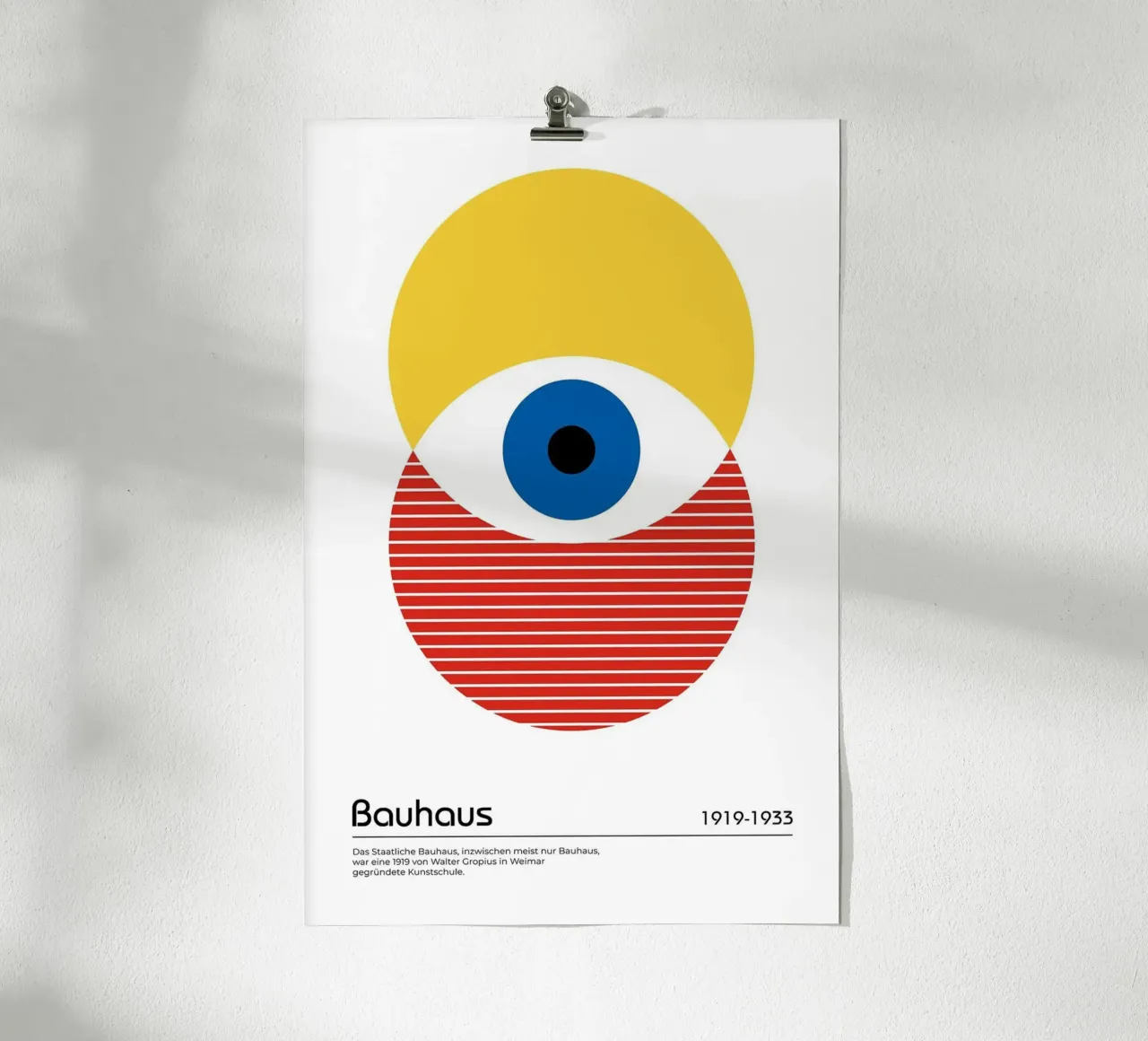 círculo ocular amarillo azul rojo rayas medio círculo poster de Amber Hughes