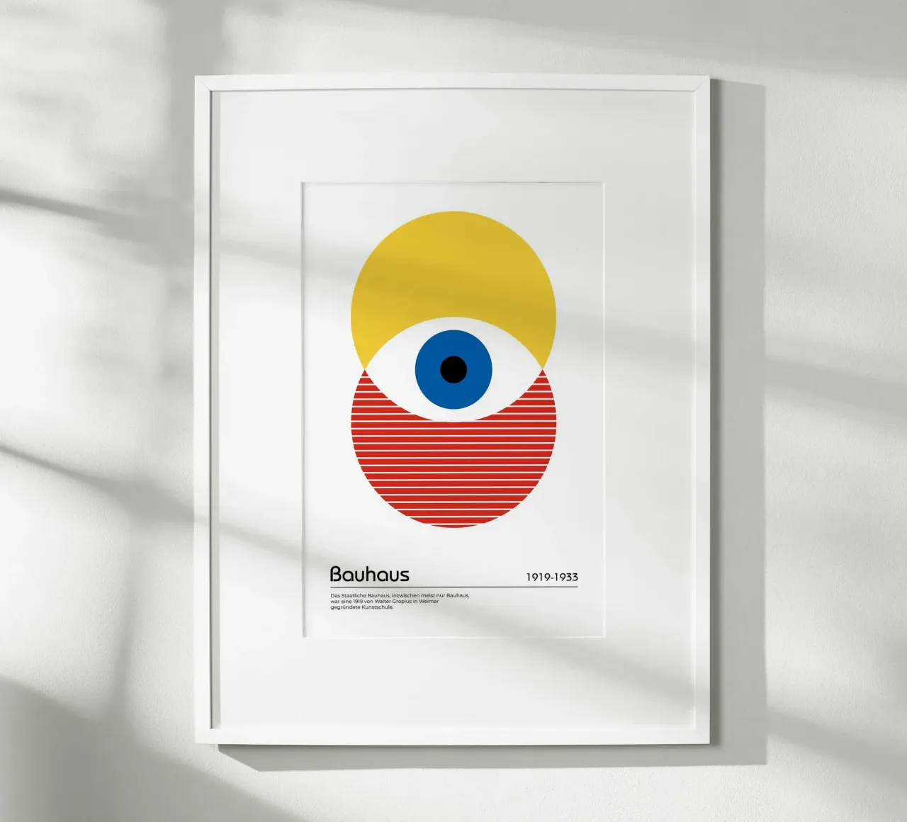 círculo ocular amarillo azul rojo rayas medio círculo poster de Amber Hughes