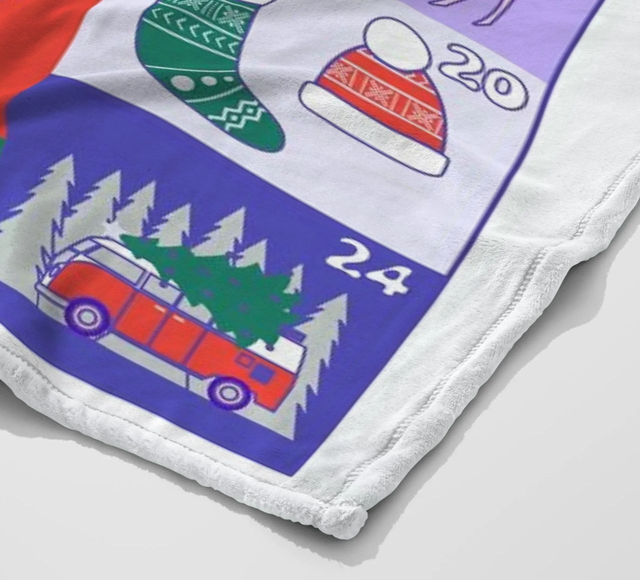 Advent Calendar 2024 coperta in pile da cafelab