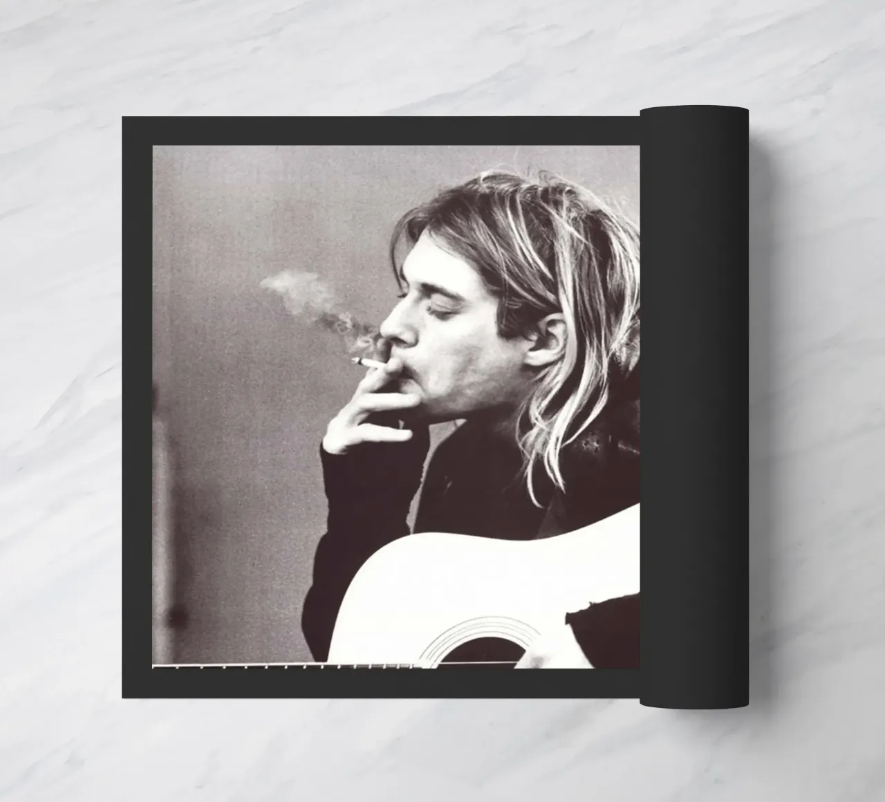 Kurt Cobain Playing Guitar zerbino da Has Fab