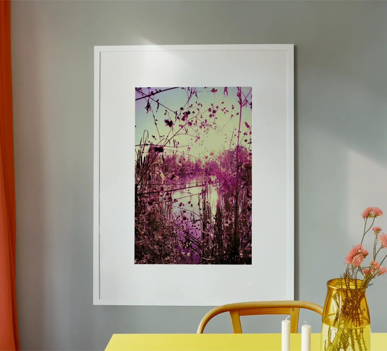 Rose Tinted World poster con telaio in plastica da Angelo Cerantola