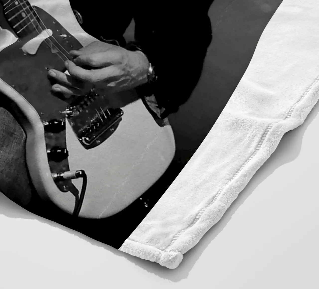Black And White Version coperta in pile da Has Fab