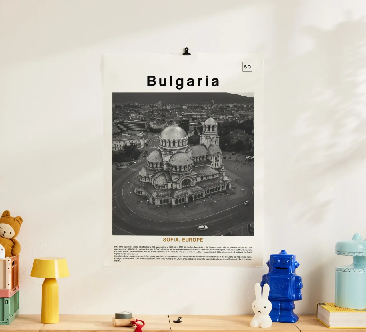 Arte murale da Sofia, Bulgaria, Europa. poster con telaio in plastica da ✈ world in frame