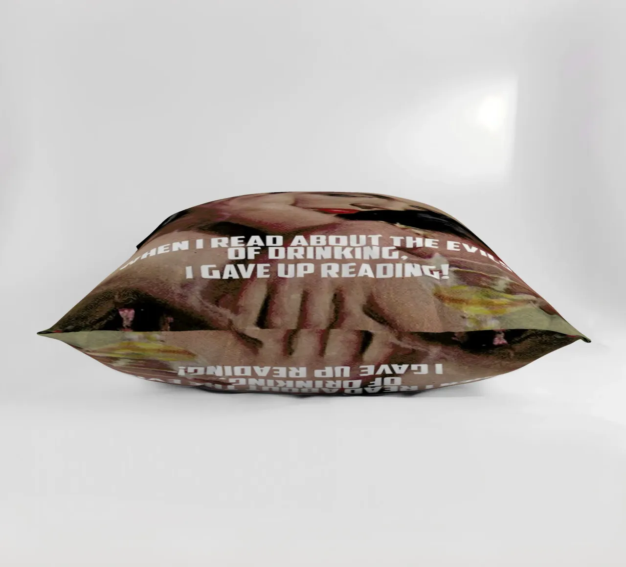 When I Read About cuscino da Gallery Print and Art Limited