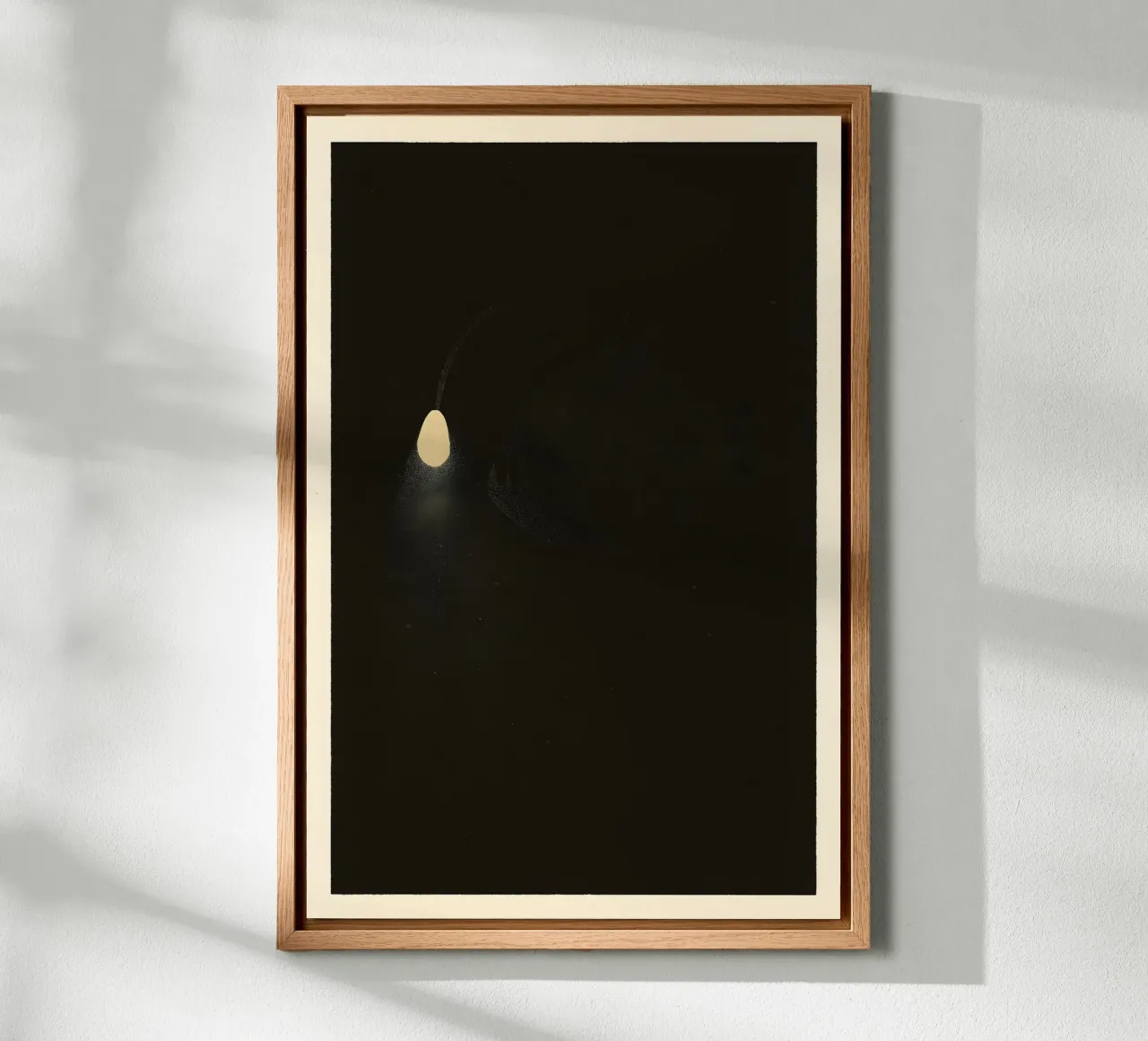 "The Bait" – Minimalist Anglerfish Fine Art Print tela con Cornice a cassetta da Tide & Texture