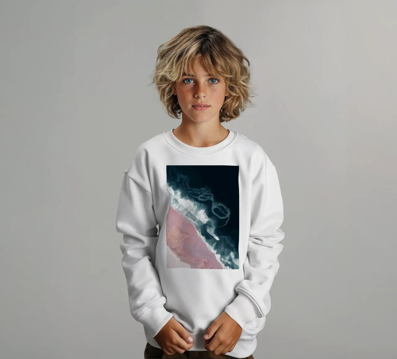Dark Currents & Pink Sands - Abstract Aerial Ocean Print felpa bambino da Vela Luna
