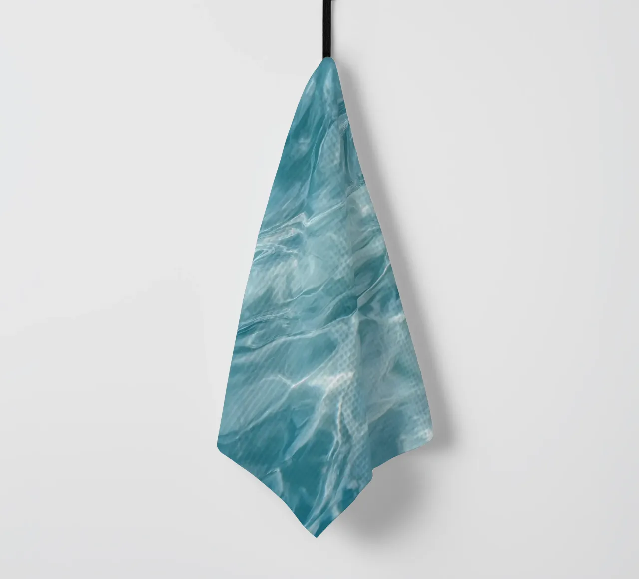 Pastel Blue Ripples - Calm Water Abstract Photo Print torchon de Vela Luna