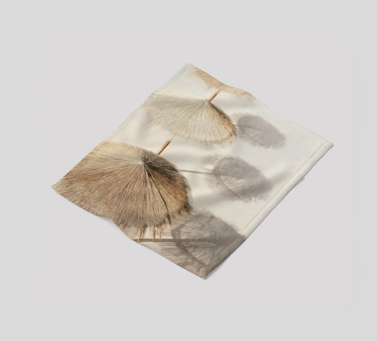 Straw Beach Umbrellas - Minimal Neutral Coastal Poster coperta in pile da Vela Luna