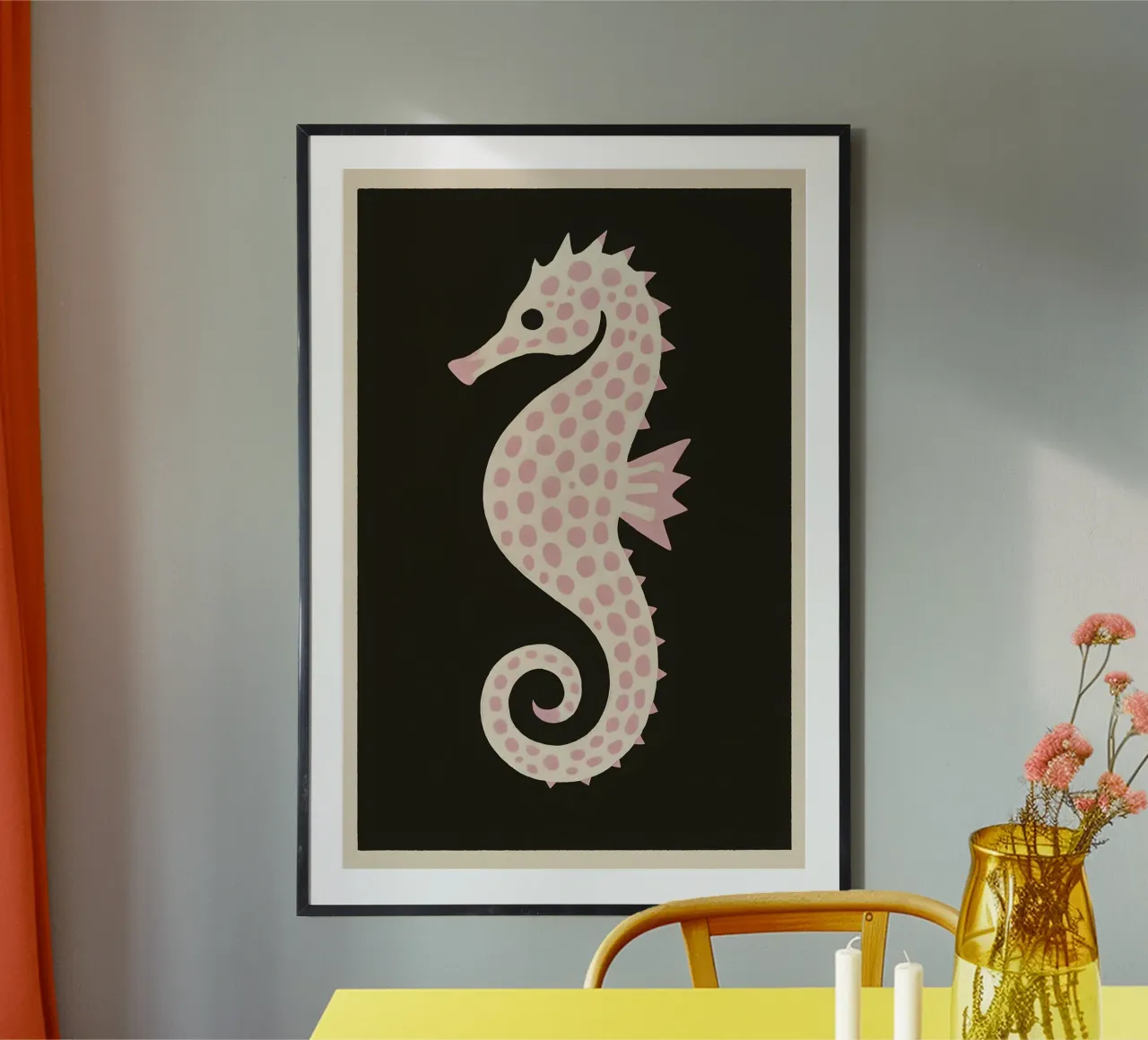 Blush Seahorse – Soft Ocean Wall Art poster con telaio in legno da Tide & Texture