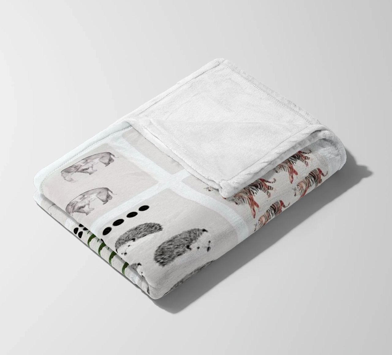 Numbers Print fleece blanket by Isabelle Vandeplassche