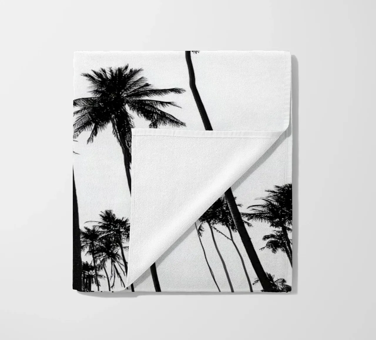 Minimal Palm Trees - Monochrome Coastal Wall Art Poster telo mare da Vela Luna
