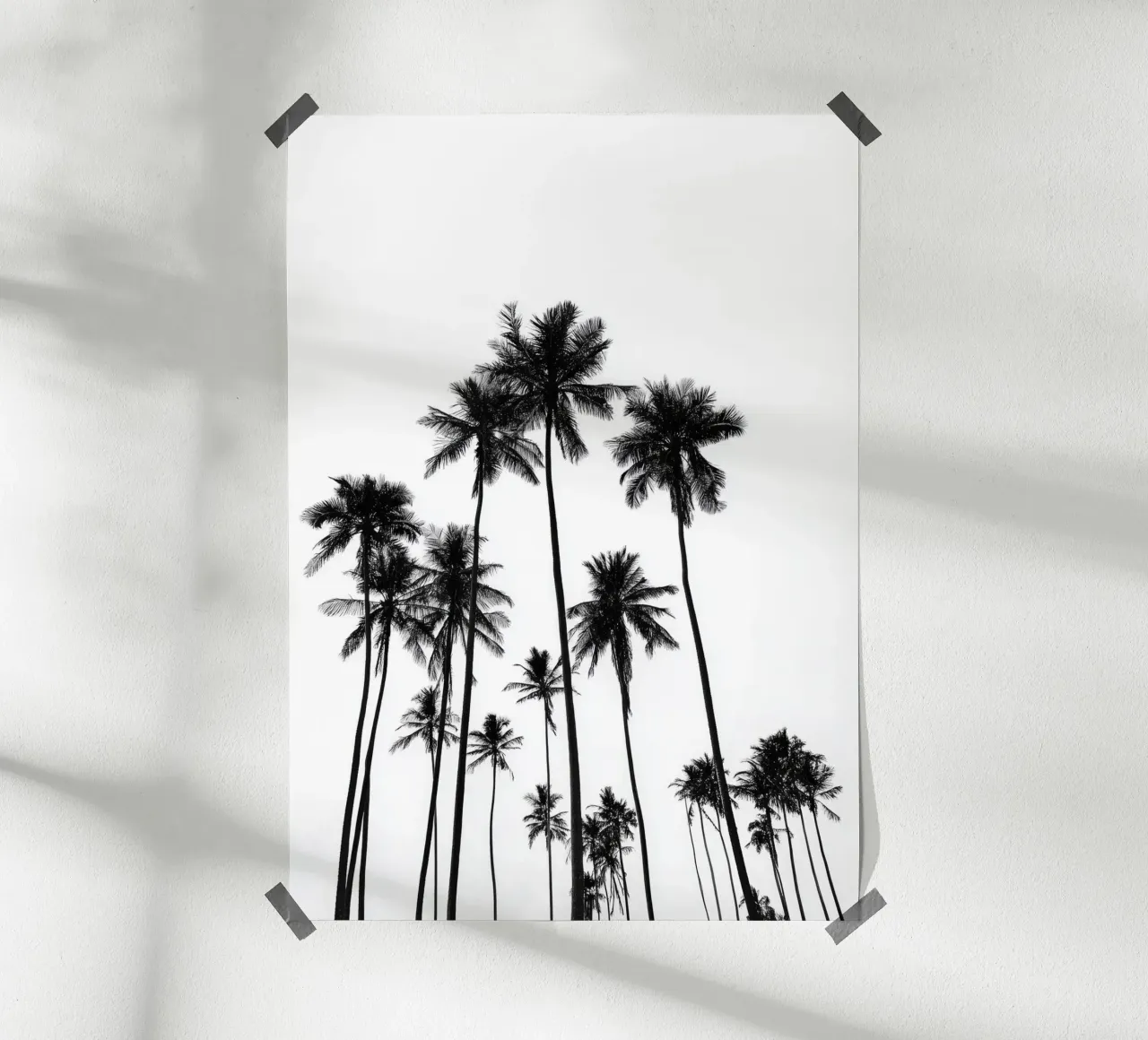 Minimal Palm Trees - Monochrome Coastal Wall Art Poster Poster von Vela Luna