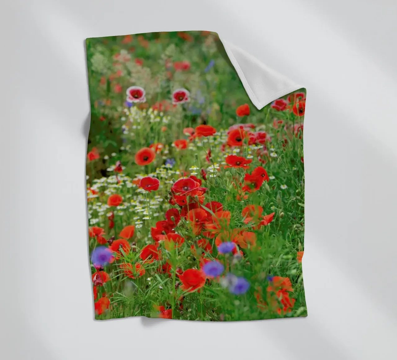 Mixed Poppies coperta in pile da Curious Collections by Marielle Leenders