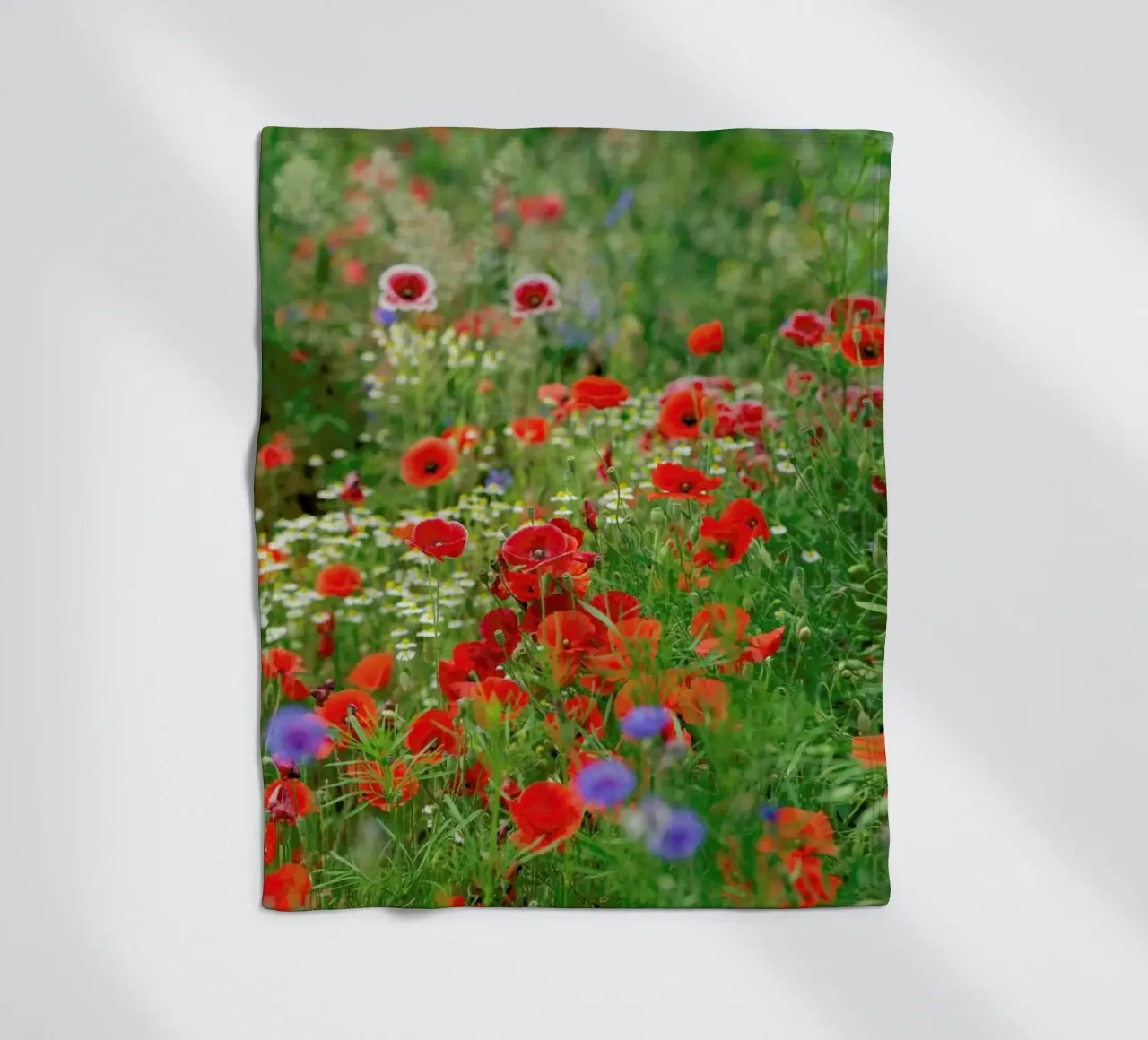 Mixed Poppies coperta in pile da Curious Collections by Marielle Leenders