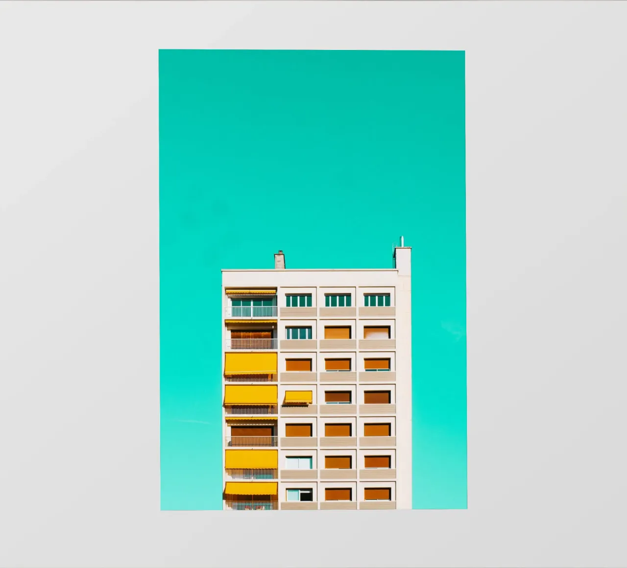 edificio cielo turchese pellicola backlit da pastel color shape