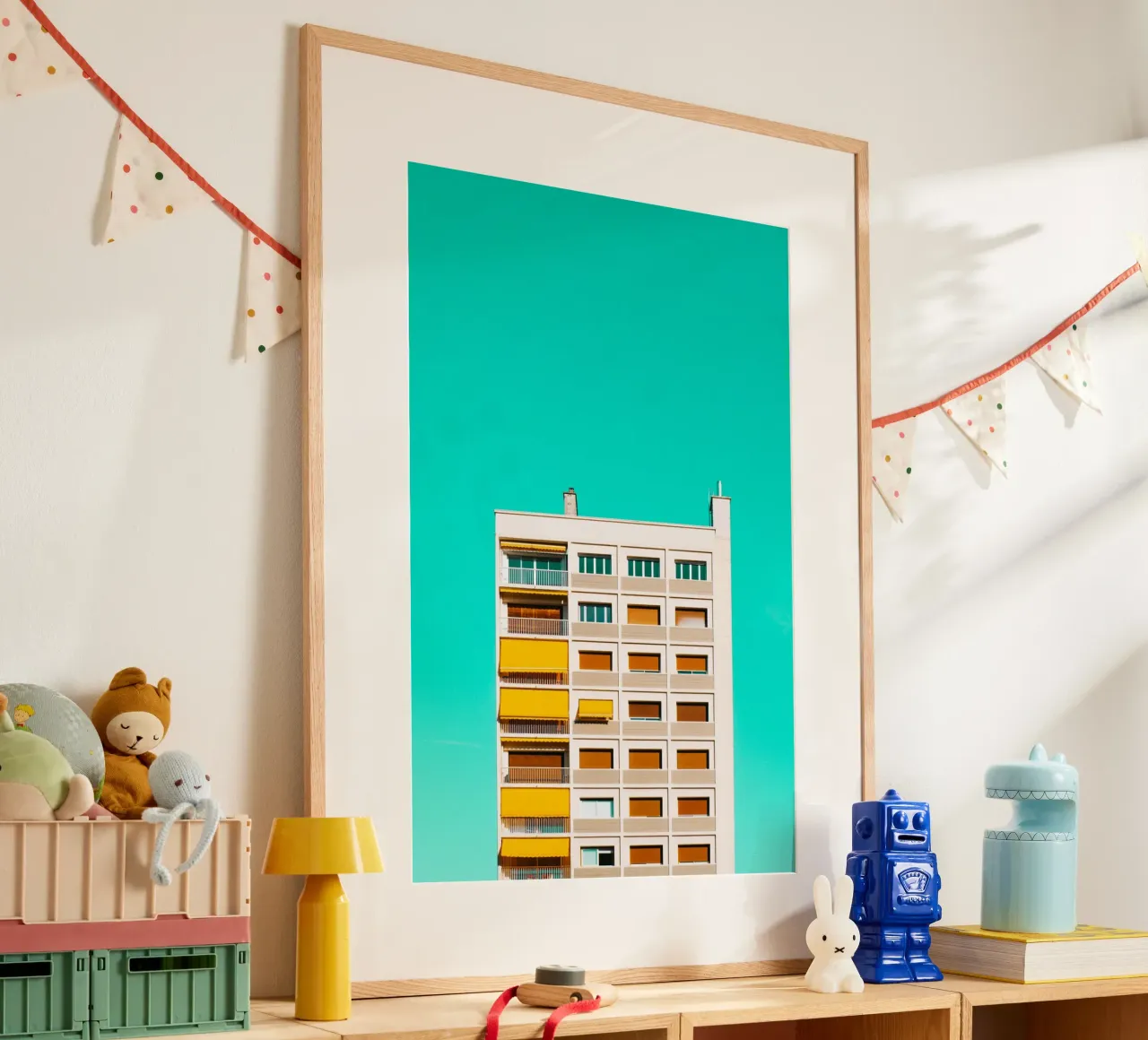 edificio cielo turchese poster con telaio in plastica da pastel color shape