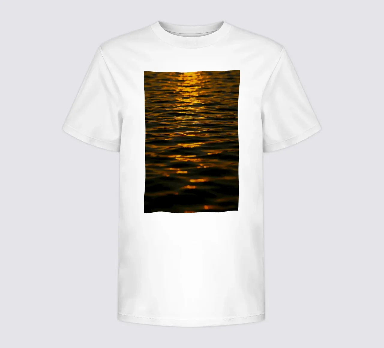 oceano al tramonto t-shirt bambini da Earthly Visions