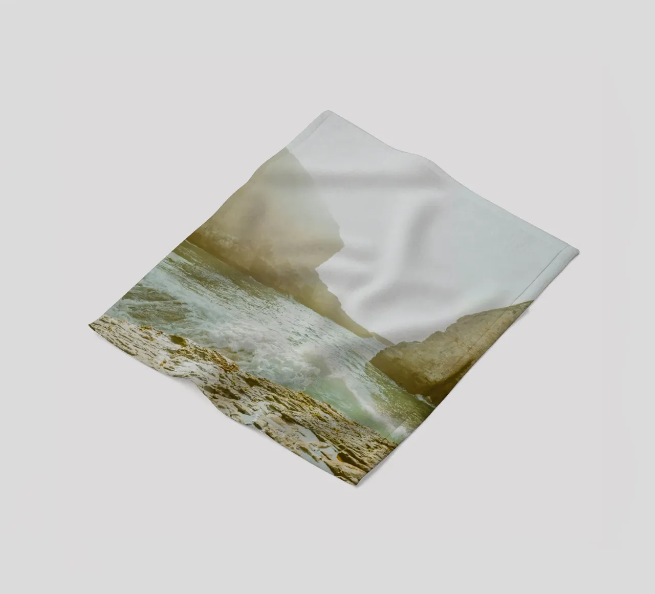 spiaggia oceano coperta in pile da Earthly Visions