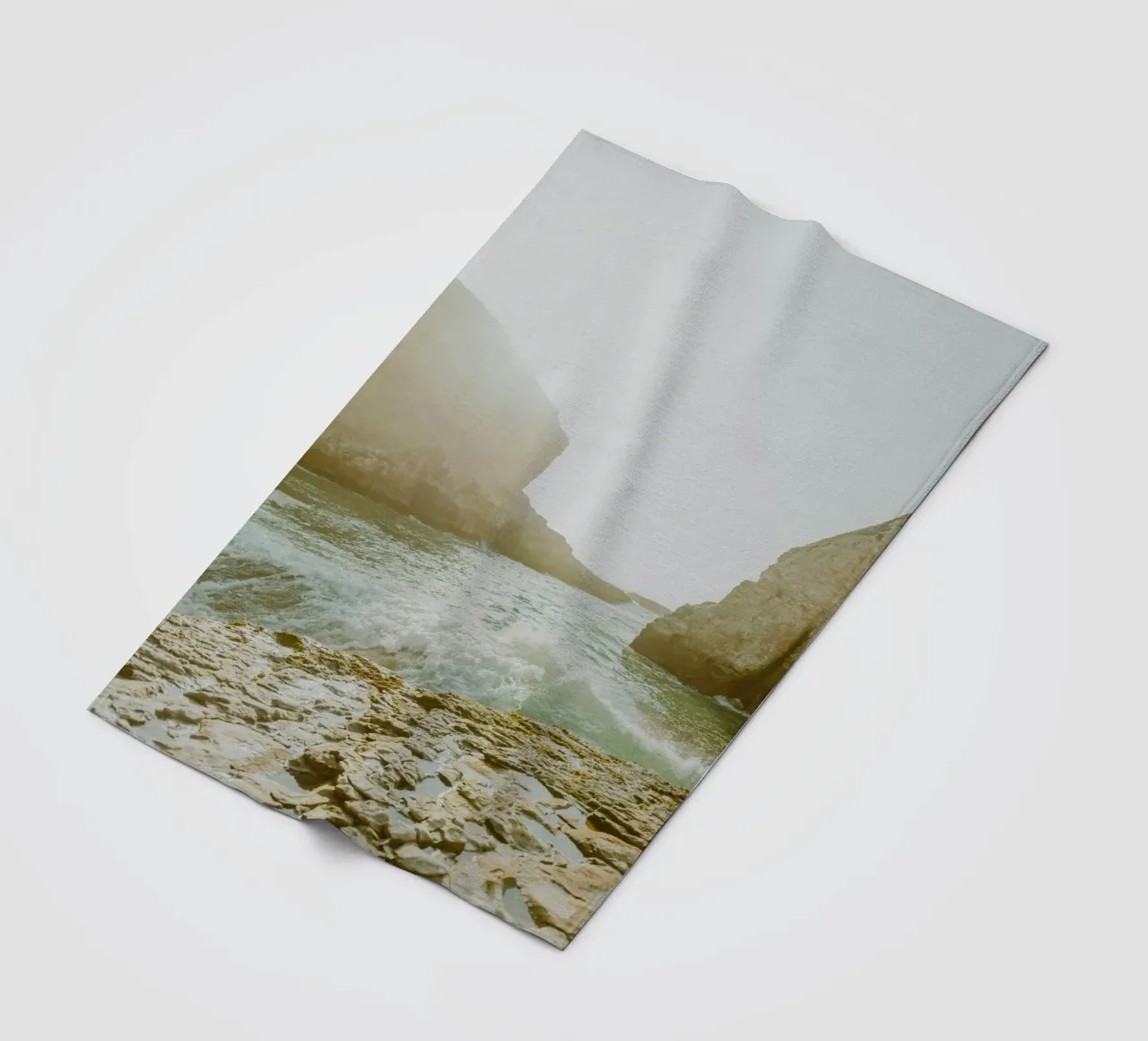 spiaggia oceano coperta in pile da Earthly Visions
