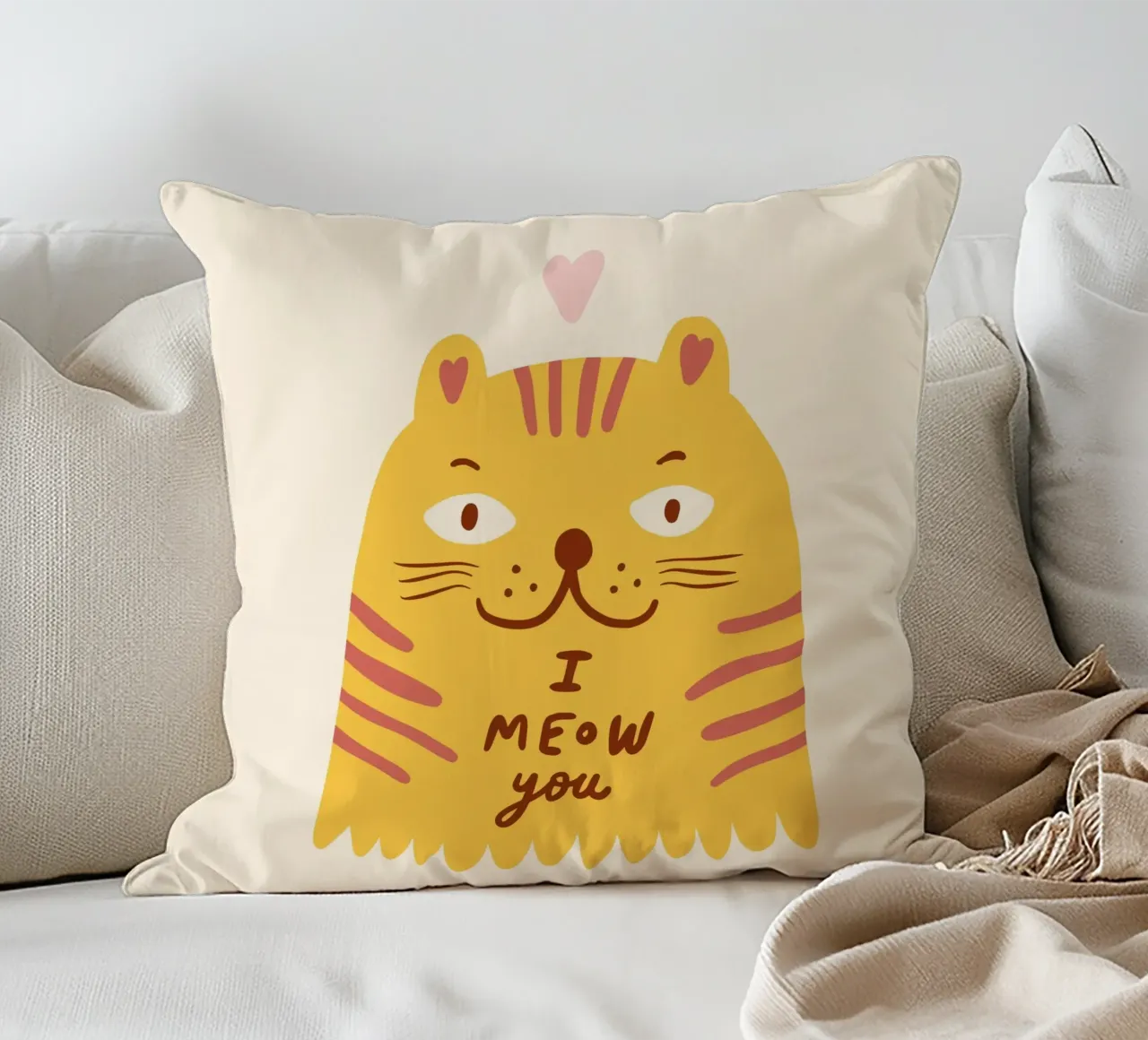 Tiny And Wild No 01 cuscino da treechild