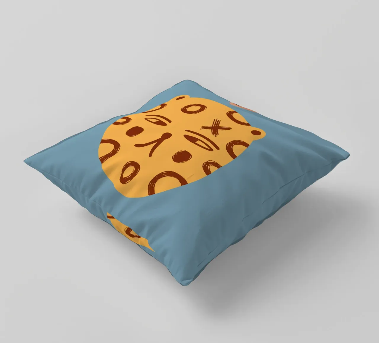 Tiny And Wild No 09 cuscino da treechild